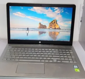 New Laptop HP Pavilion 15 8GB Intel Core i5 SSD 1T