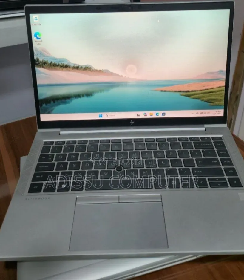 New Laptop HP EliteBook 845 G8 16GB Intel Core i7 SSD 512GB