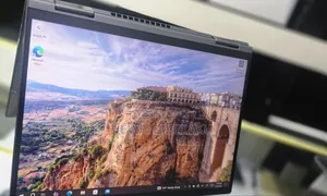 New Laptop Lenovo ThinkPad X1 Yoga 32GB Intel Core i7 SSD 512GB