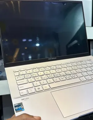 New Laptop Asus Zenbook 14 16GB Intel Core i9 SSD 512GB