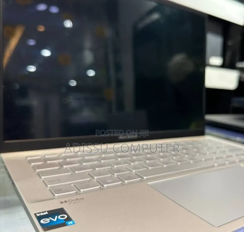 New Laptop Asus Zenbook 14 16GB Intel Core i9 SSD 512GB