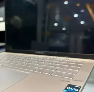 New Laptop Asus Zenbook 14 16GB Intel Core i9 SSD 512GB