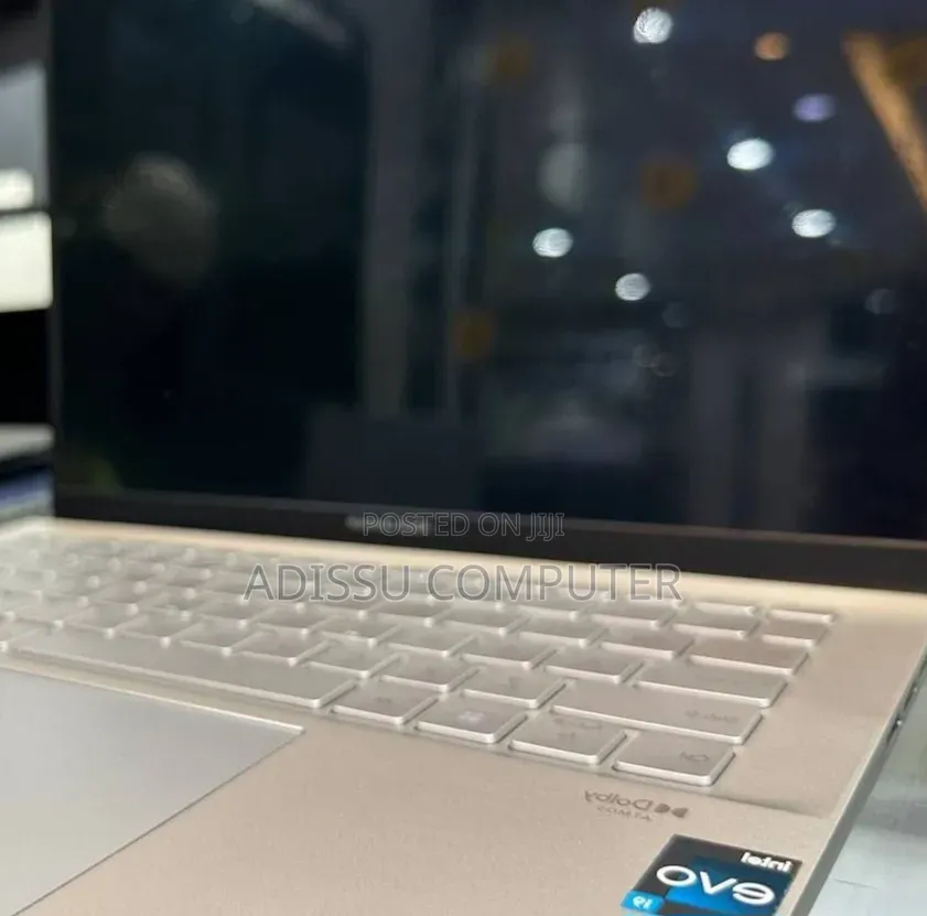New Laptop Asus Zenbook 14 16GB Intel Core i9 SSD 512GB