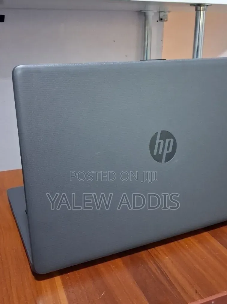 New Laptop HP Stream Notebook 8GB Intel Core i7 SSD 256GB
