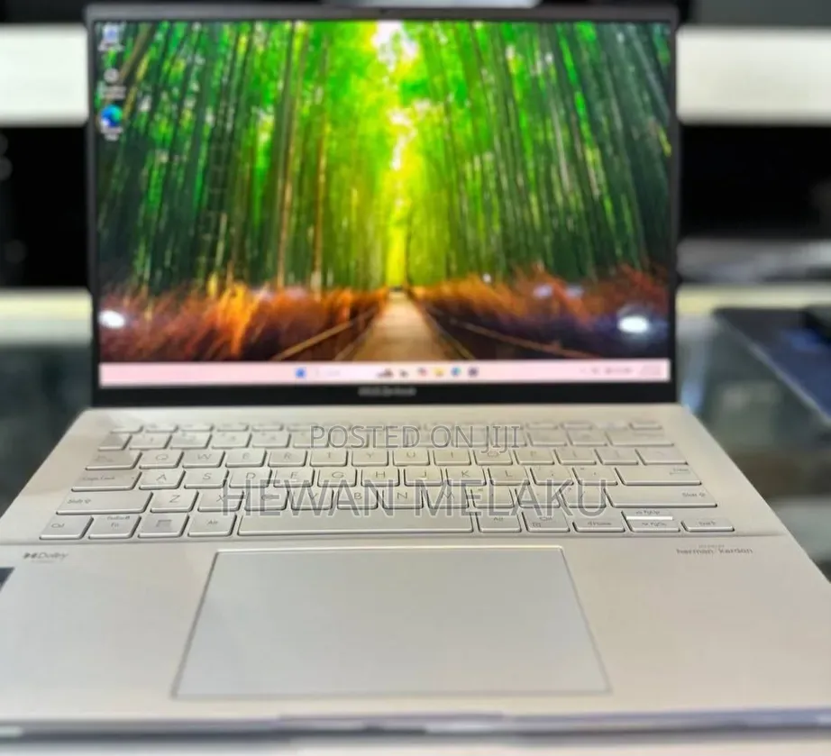 New Laptop Asus Zenbook 14 16GB Intel Core i9 SSD 512GB