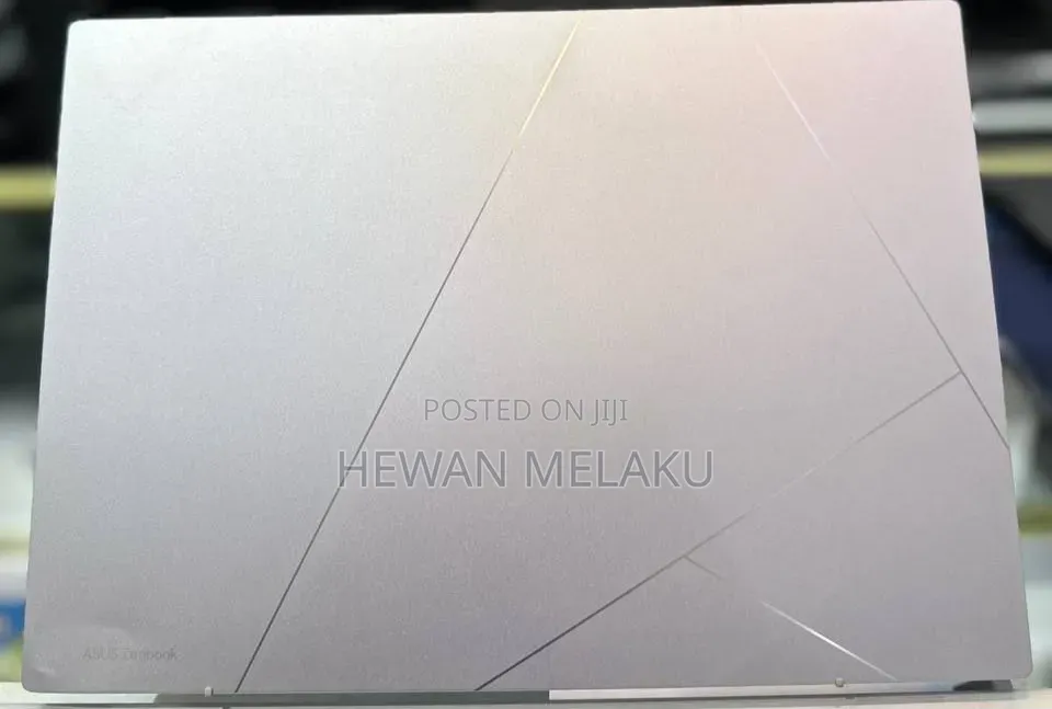 New Laptop Asus Zenbook 14 16GB Intel Core i9 SSD 512GB