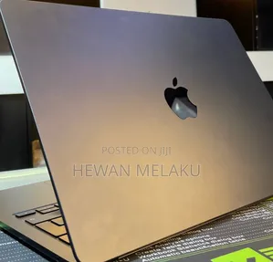New Laptop Apple MacBook Air 2023 M2 8GB Apple M2 SSD 512GB