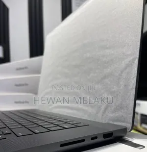New Laptop Apple MacBook Pro 2024 M4 Max 48GB Apple M4 Max SSD 2T