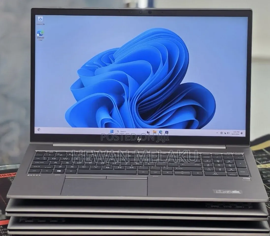 New Laptop HP ZBook 15 16GB Intel Core i5 SSD 512GB