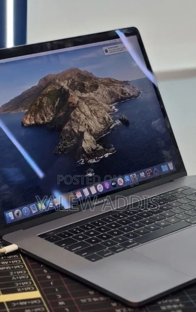 New Laptop Apple MacBook Pro 2019 32GB Intel Core i7 SSD 1T