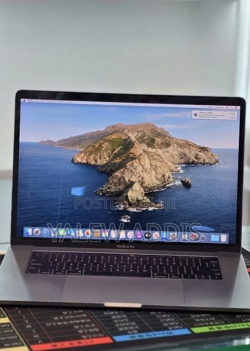 New Laptop Apple MacBook Pro 2019 32GB Intel Core i7 SSD 1T