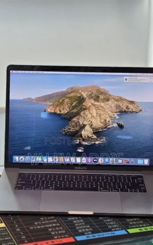 New Laptop Apple MacBook Pro 2019 32GB Intel Core i7 SSD 1T