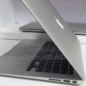 New Laptop Apple MacBook Air 2017 8GB Intel Core i7 SSD 128GB