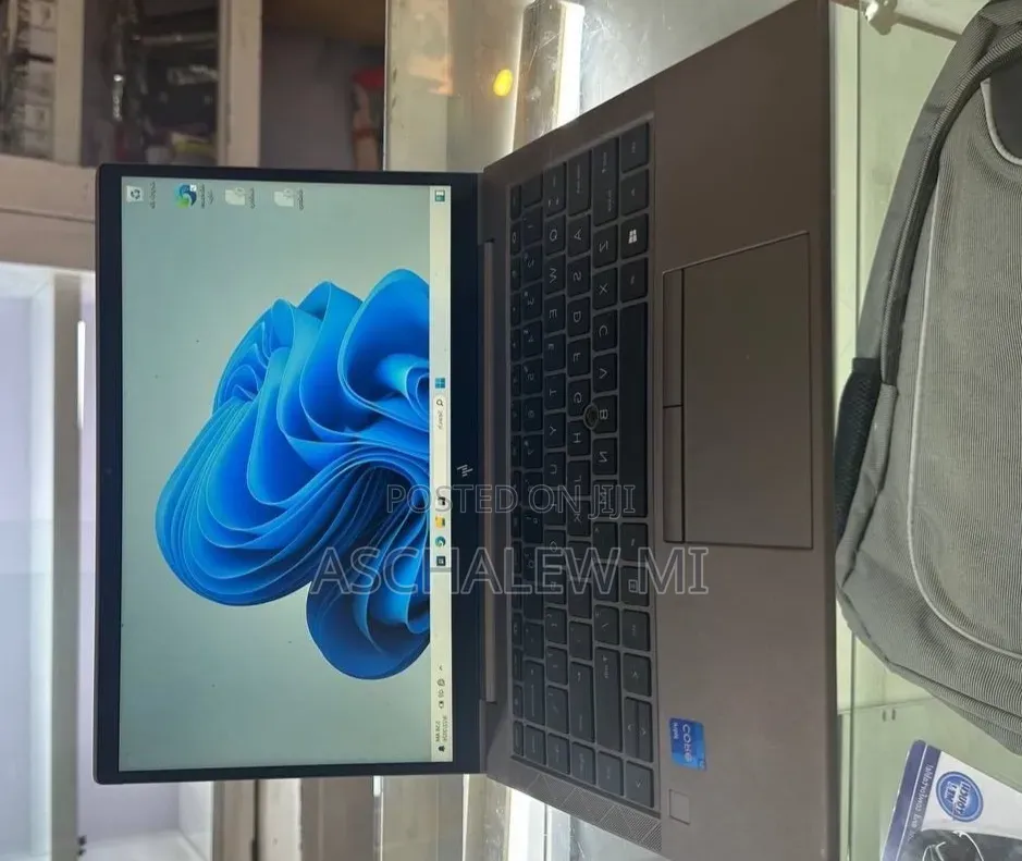 New Laptop HP ZBook 14 16GB Intel Core i5 SSD 512GB