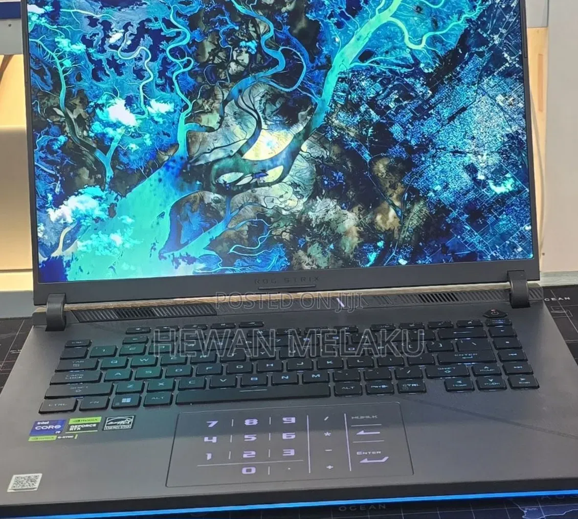 New Laptop Asus ROG Strix G15 16GB Intel Core i9 SSD 1T