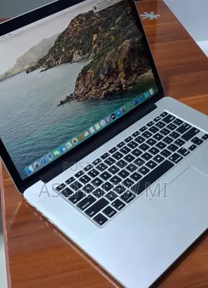 New Laptop Apple MacBook Pro 2014 8GB Intel Core i7 SSD 256GB