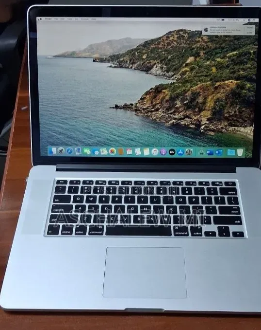 New Laptop Apple MacBook Pro 2014 8GB Intel Core i7 SSD 256GB