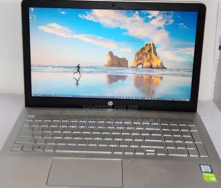 New Laptop HP Pavilion 15 8GB Intel Core i5 HDD 1T