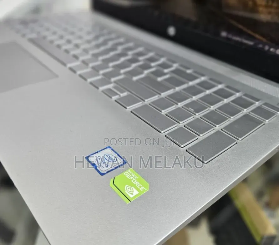 New Laptop HP Pavilion 15 8GB Intel Core i5 HDD 1T