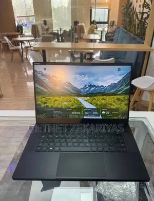 New Laptop Razer Blade 16GB Intel Core i7 SSD 512GB