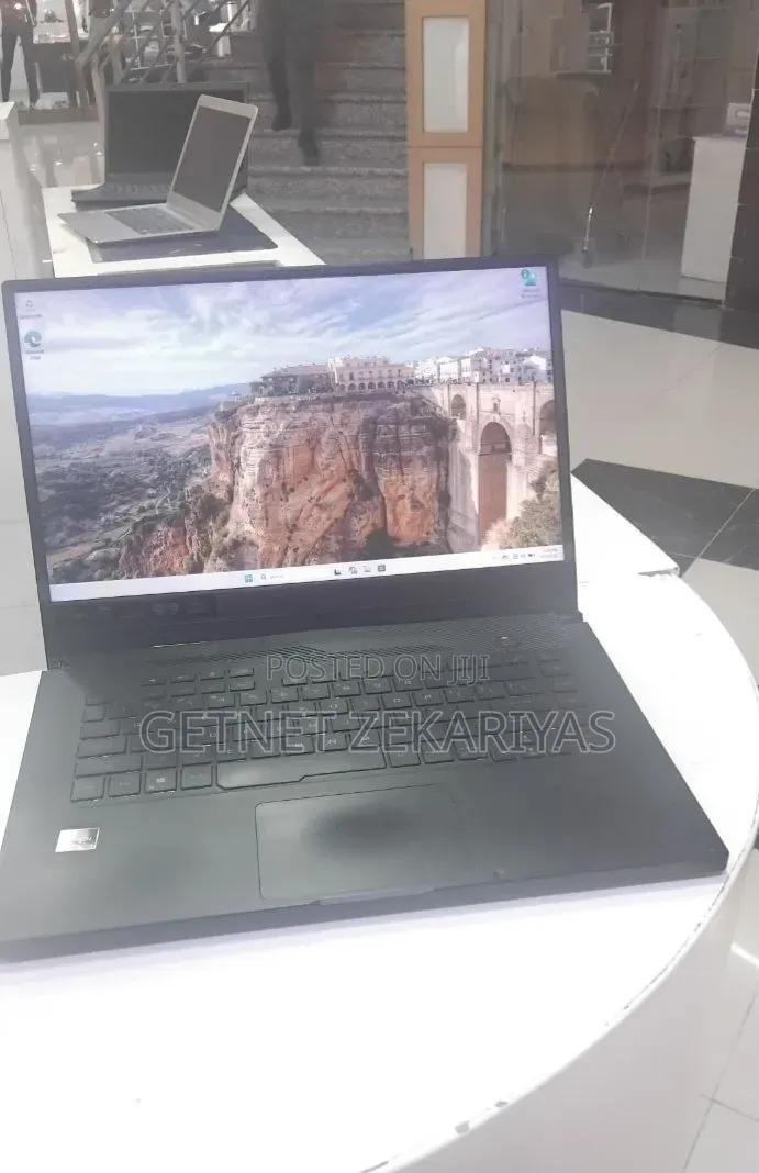 New Laptop Asus ROG Zephyrus G15 16GB AMD Ryzen 7 SSD 512GB