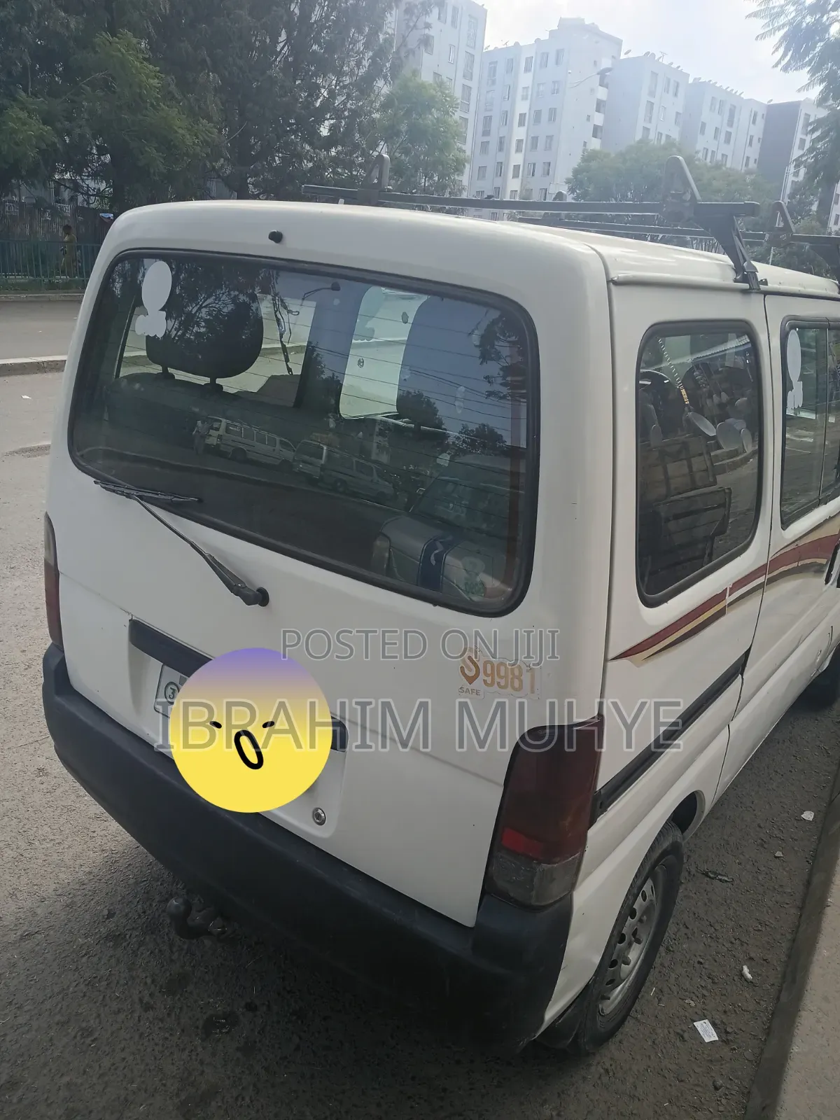 Suzuki Super Carry 2000 White