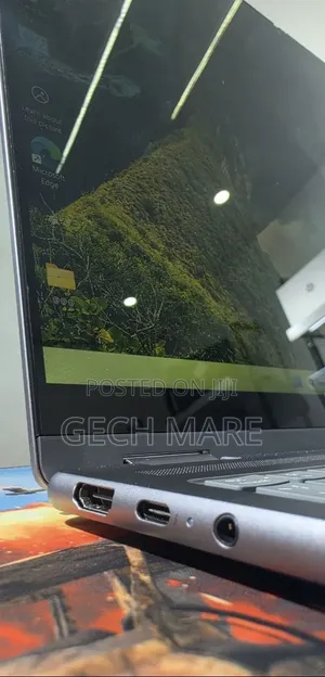 New Laptop Lenovo Yoga 7i 16GB Intel Core Ultra 5 SSD 512GB