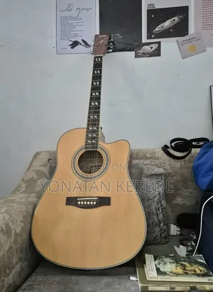 Yamaha F6000 Guitar