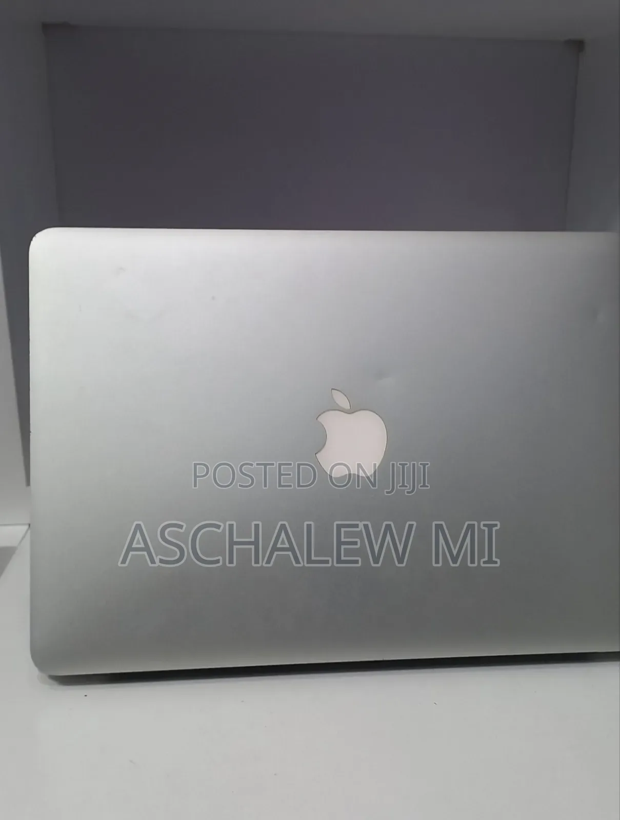 New Laptop Apple MacBook Air 2017 8GB Intel Core i7 SSD 128GB