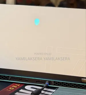 New Laptop Alienware M17x R2 16GB Intel Core i7 SSD 512GB