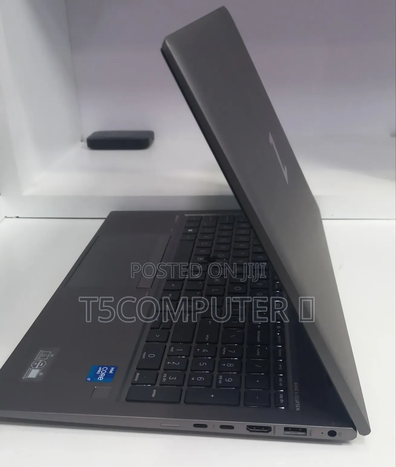 New Laptop HP ZBook Studio G8 16GB Intel Core i7 SSD 512GB