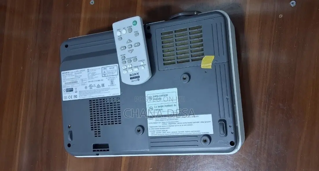 Sony VPL-Dx220