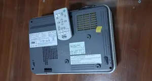 Sony VPL-Dx220