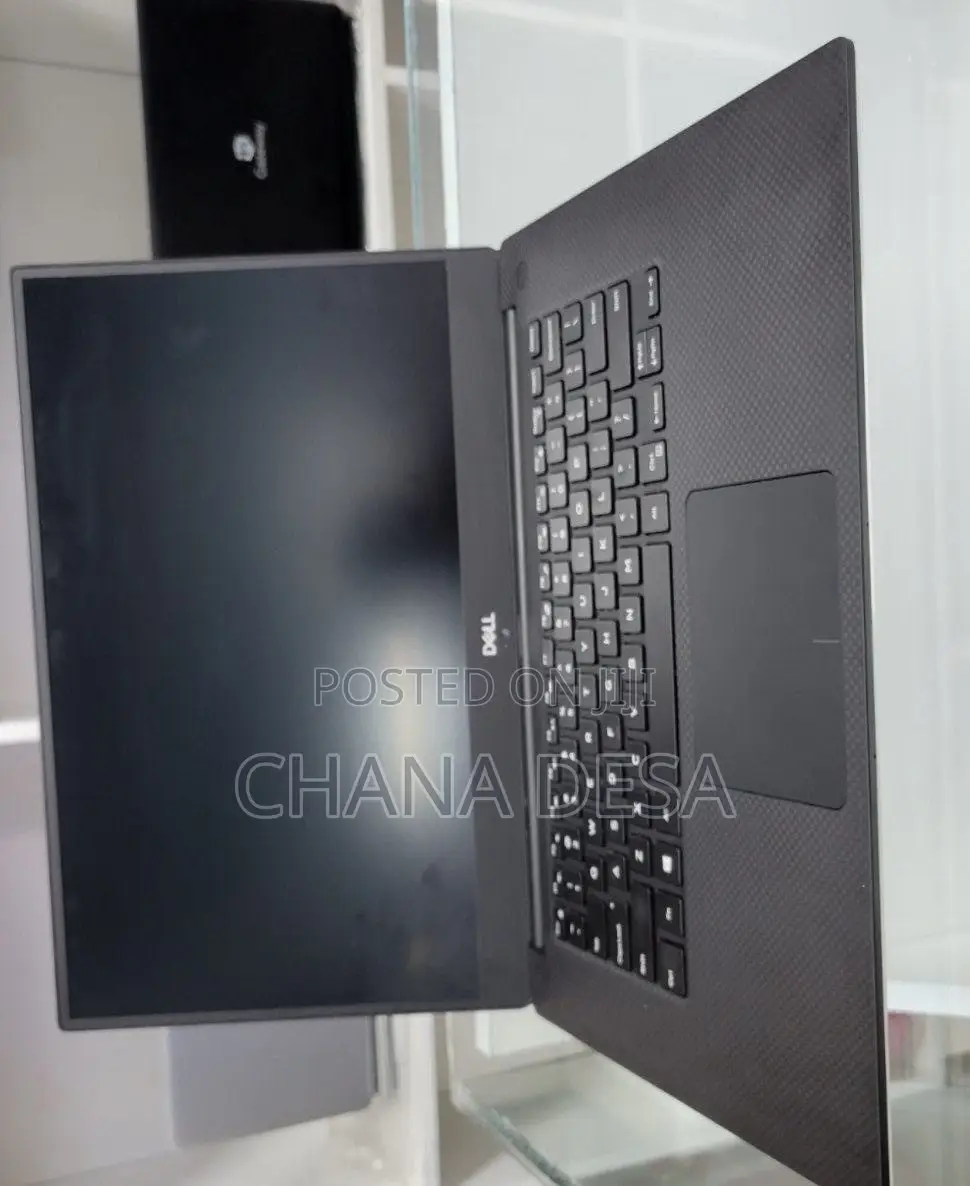 New Laptop Dell Precision 5530 16GB Intel Core i7 SSD 512GB