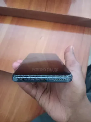 Mobile Phone 128 GB