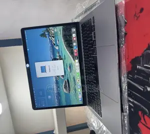 New Laptop Apple MacBook Air 2018 8GB Intel Core i5 SSD 128GB