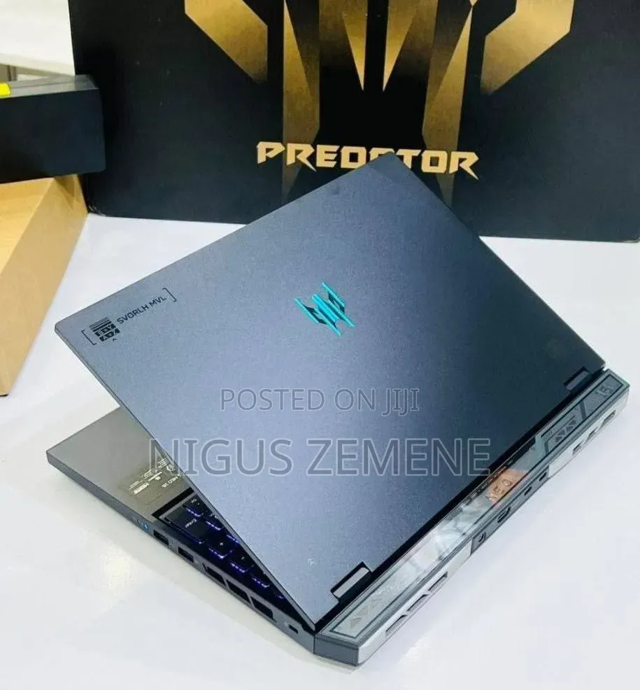 New Laptop Acer Predator Helios 300 16GB Intel Core i9 SSD 1T