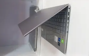 New Laptop HP 16GB Intel Core i5 SSD 512GB