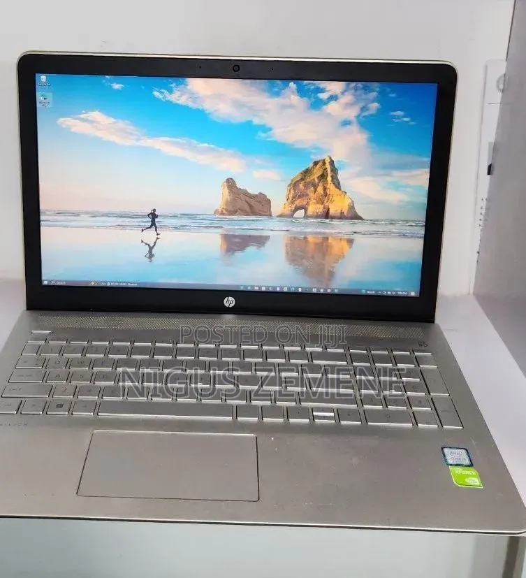 New Laptop HP Pavilion 14 8GB Intel Core i5 SSD 1T