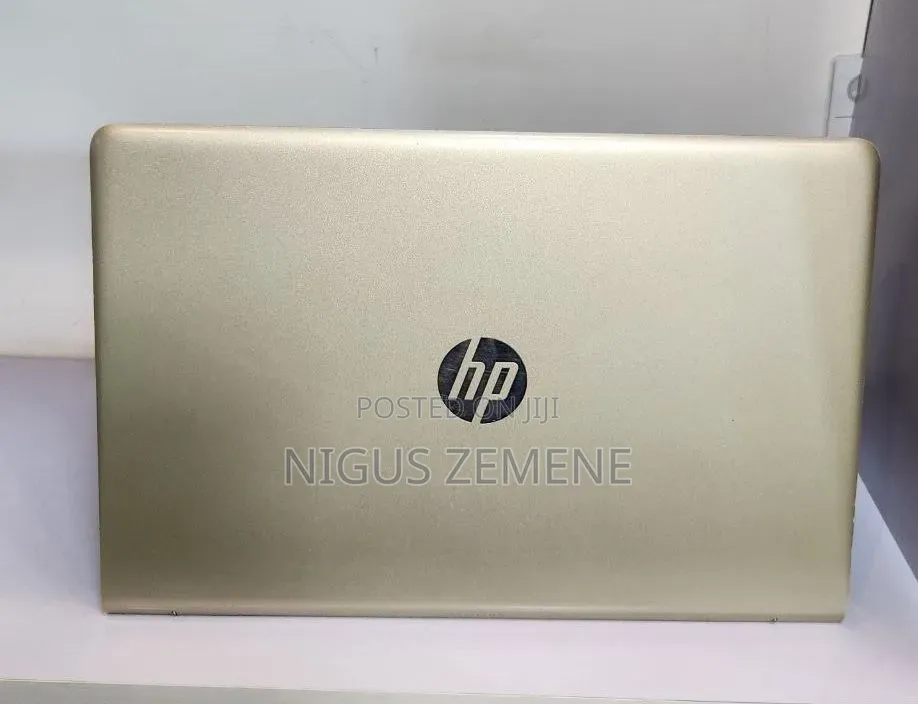 New Laptop HP Pavilion 14 8GB Intel Core i5 SSD 1T
