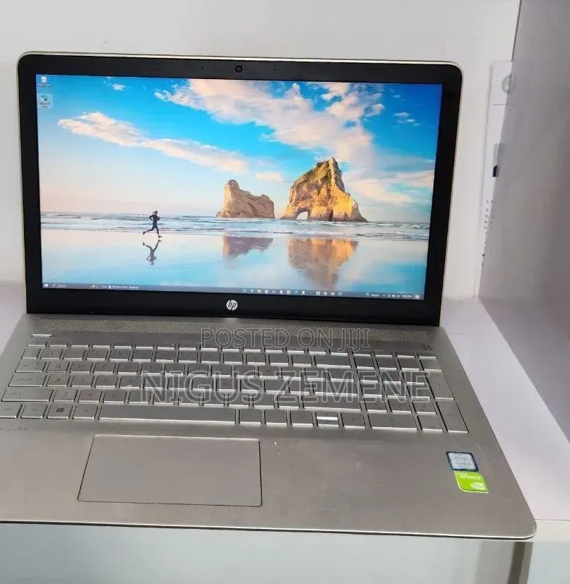 New Laptop HP Pavilion 14 8GB Intel Core i5 SSD 1T