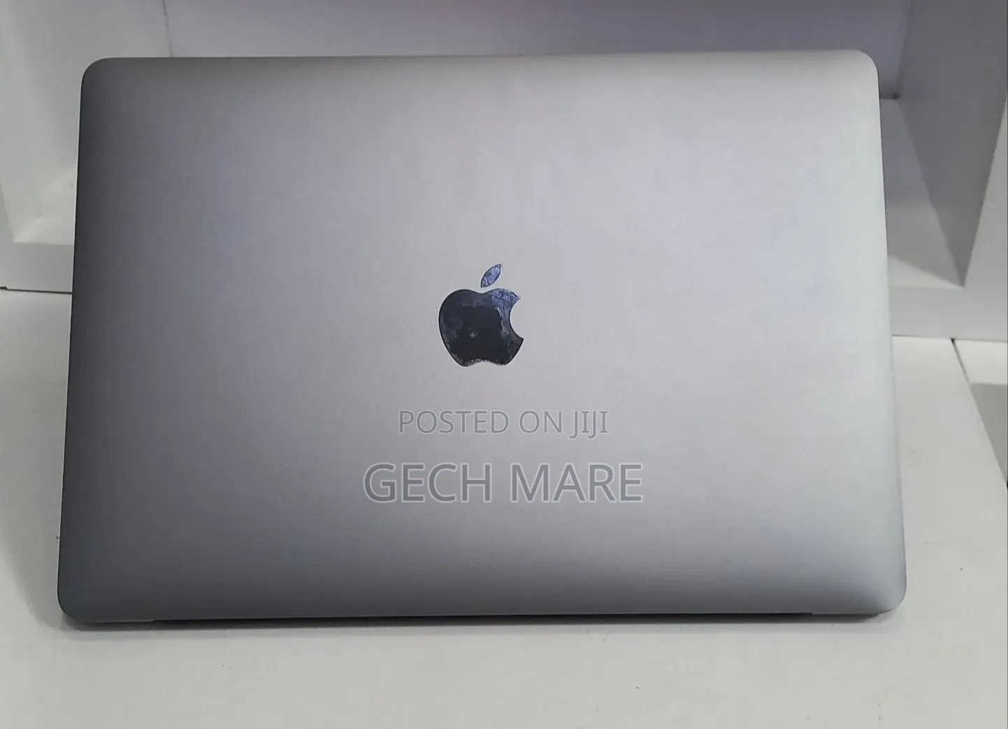 New Laptop Apple MacBook Pro 2021 M1 8GB Apple M1 Pro SSD 256GB