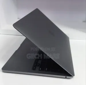 New Laptop Apple MacBook Pro 2021 M1 8GB Apple M1 Pro SSD 256GB