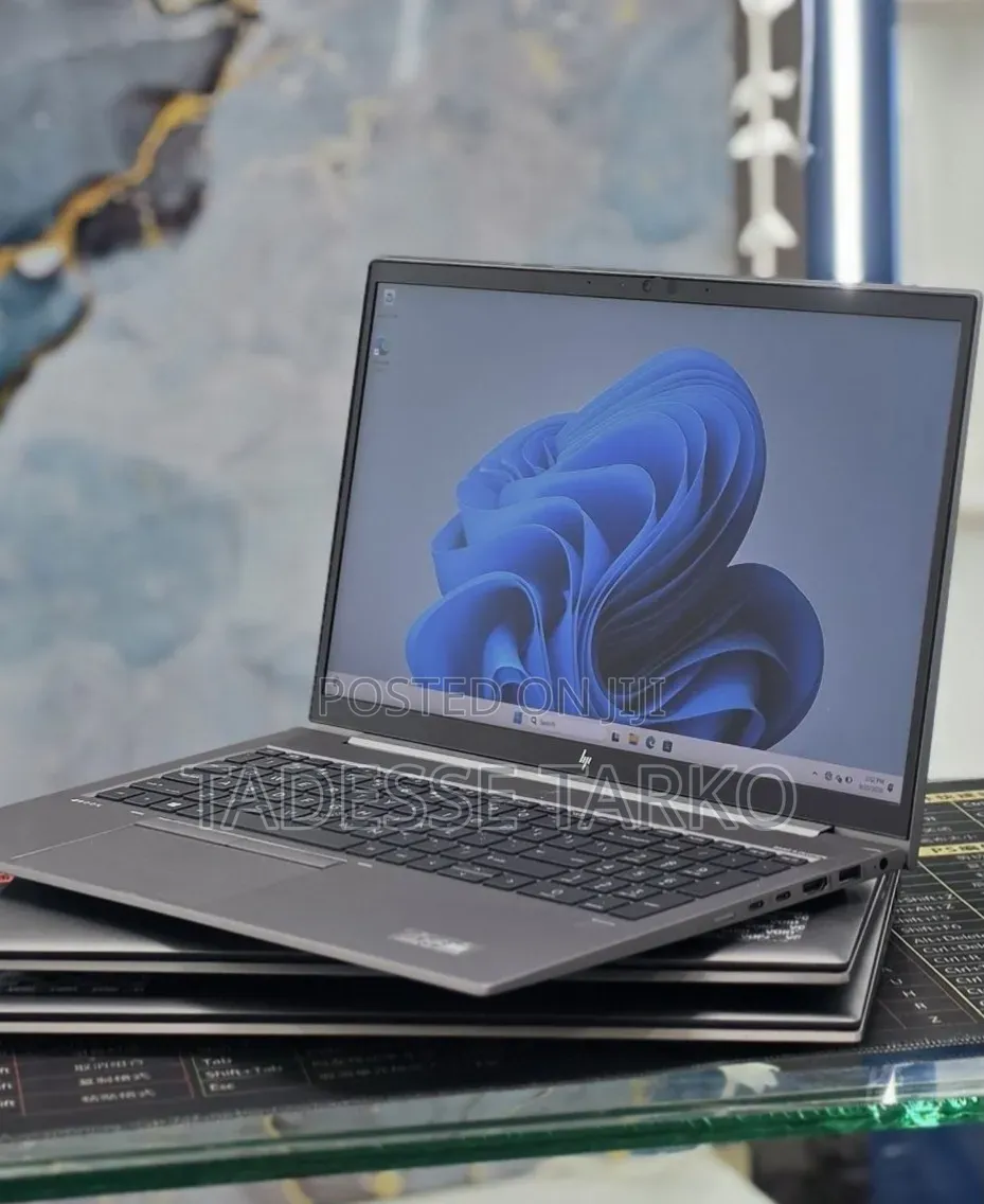 New Laptop HP ZBook Fury 15 G8 16GB Intel Core i5 SSD 512GB