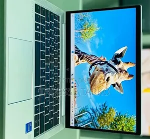 New Laptop HP EliteBook 830 G8 16GB Intel Core i5 SSD 512GB
