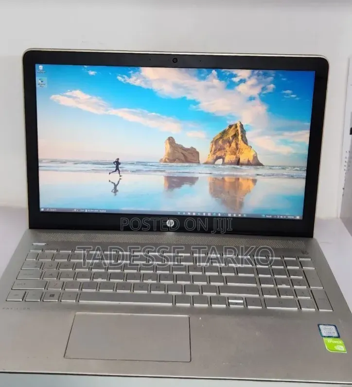 New Laptop HP Pavilion 15 8GB Intel Core i5 HDD 1T
