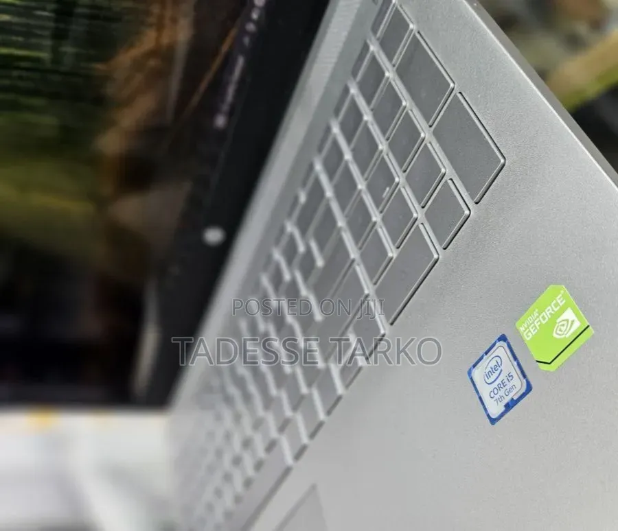 New Laptop HP Pavilion 15 8GB Intel Core i5 HDD 1T