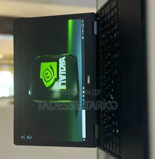 New Laptop Dell Latitude 5580 16GB Intel Core i5 SSD 512GB