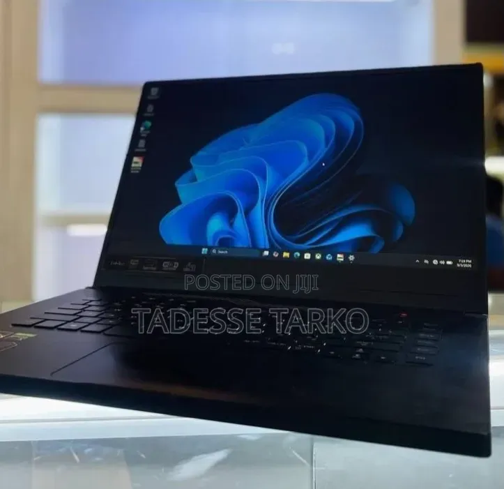 New Laptop Asus ROG Zephyrus G15 16GB AMD Ryzen 7 SSD 512GB