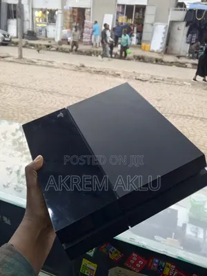 PlayStation 4 Fat